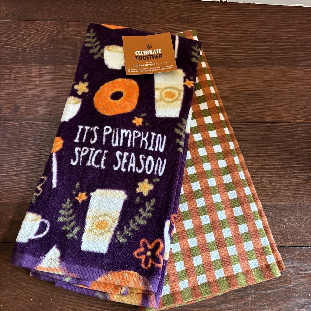 Celebrate Together Set‎ Of 2  Fall Kitchen Towels It's Pumpkin Spice Season